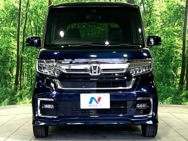N BOX CUSTOM