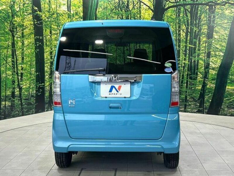 N BOX