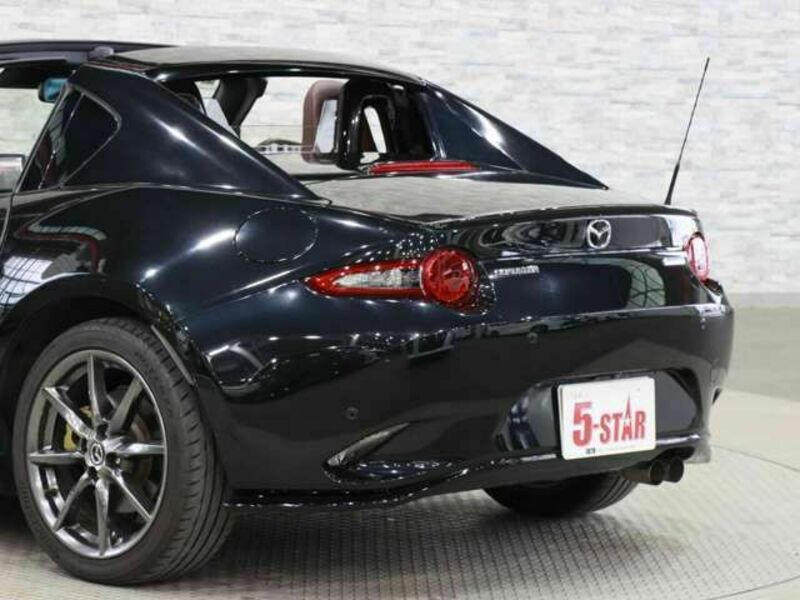 ROADSTER RF-18