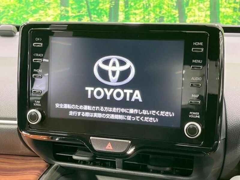 YARIS CROSS
