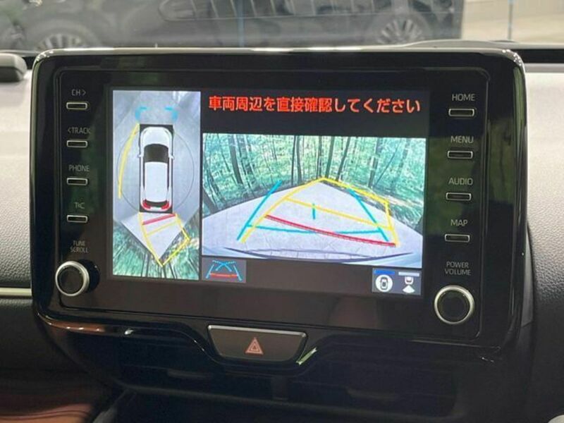 YARIS CROSS