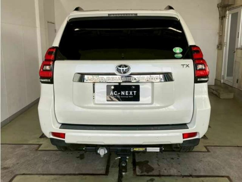LAND CRUISER PRADO-4