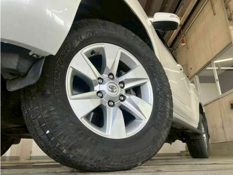 LAND CRUISER PRADO-5