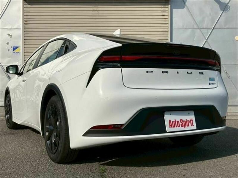 PRIUS-4