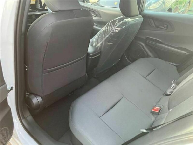 PRIUS-17