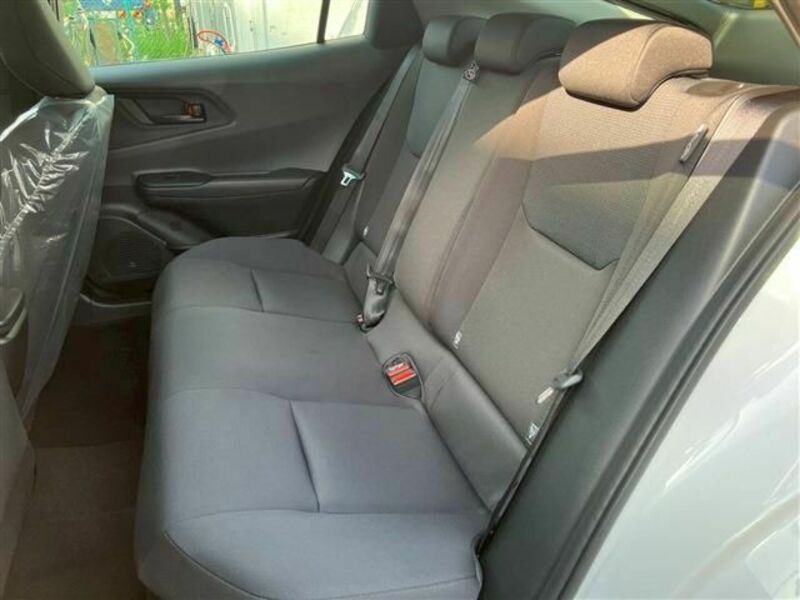 PRIUS-18