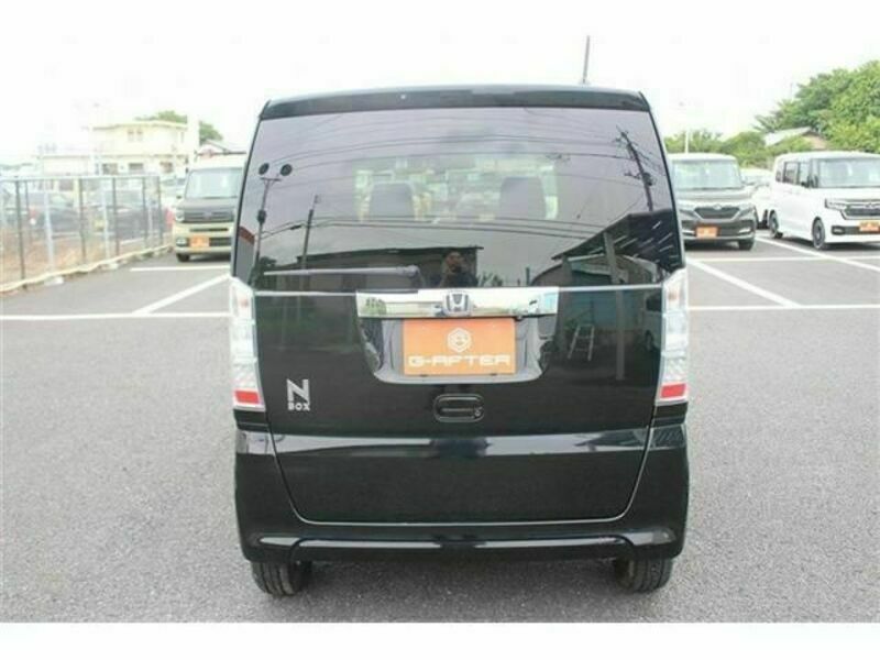 N BOX