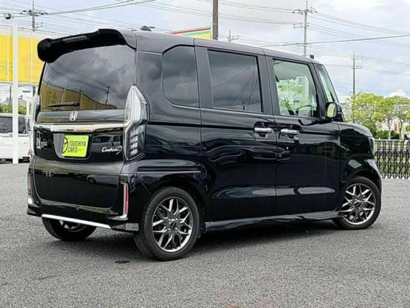 N BOX CUSTOM