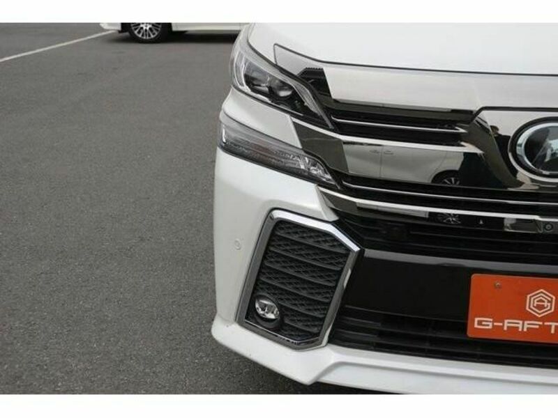 VELLFIRE-10