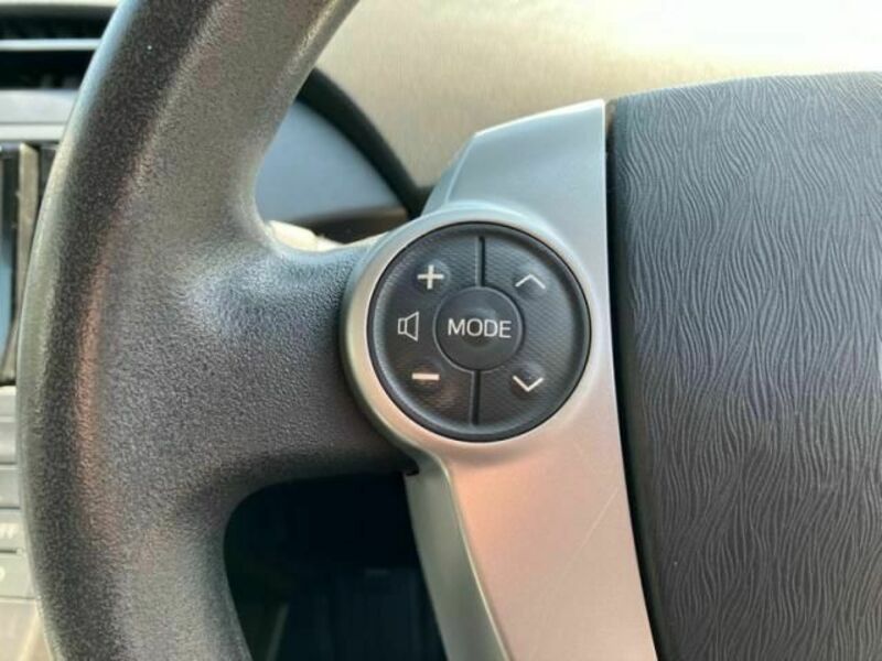 PRIUS-14