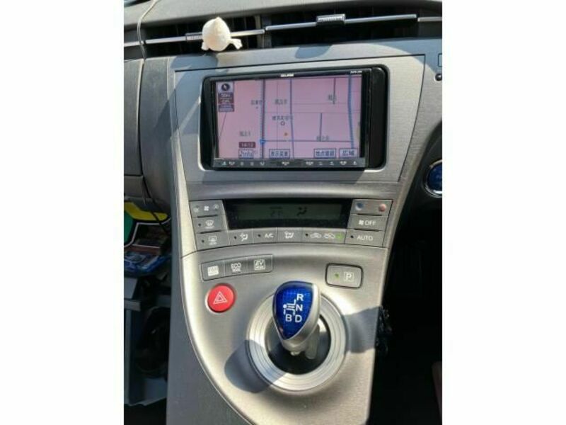PRIUS-15