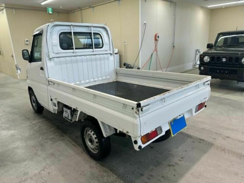 MINICAB TRUCK