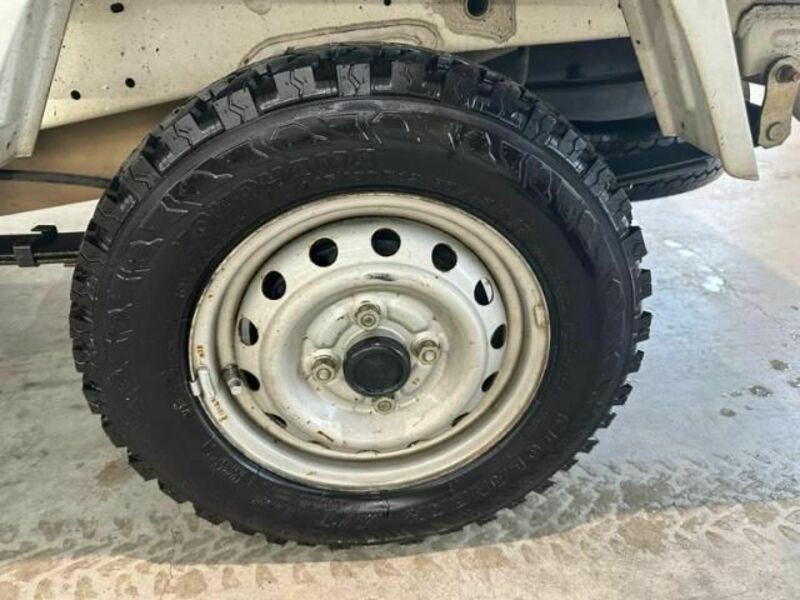 MINICAB TRUCK