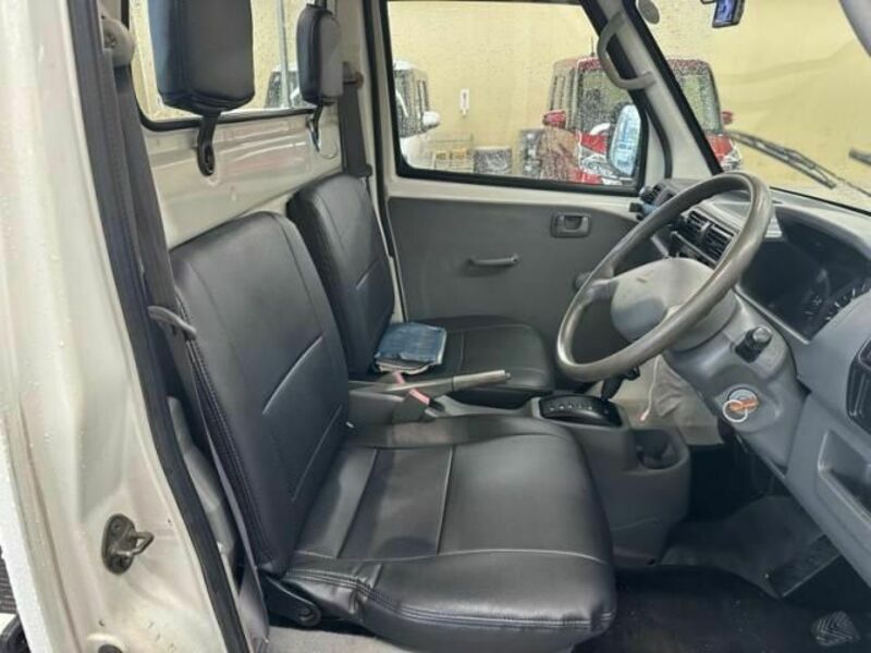 MINICAB TRUCK