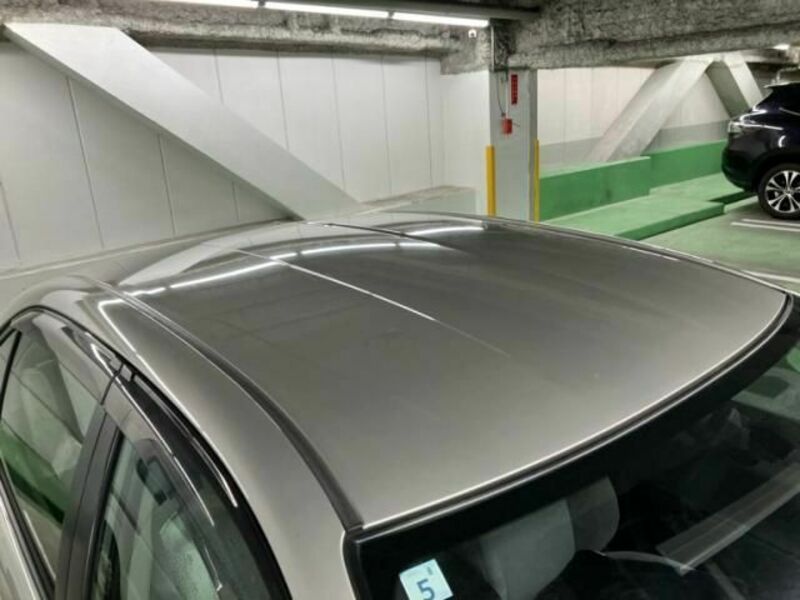 COROLLA AXIO