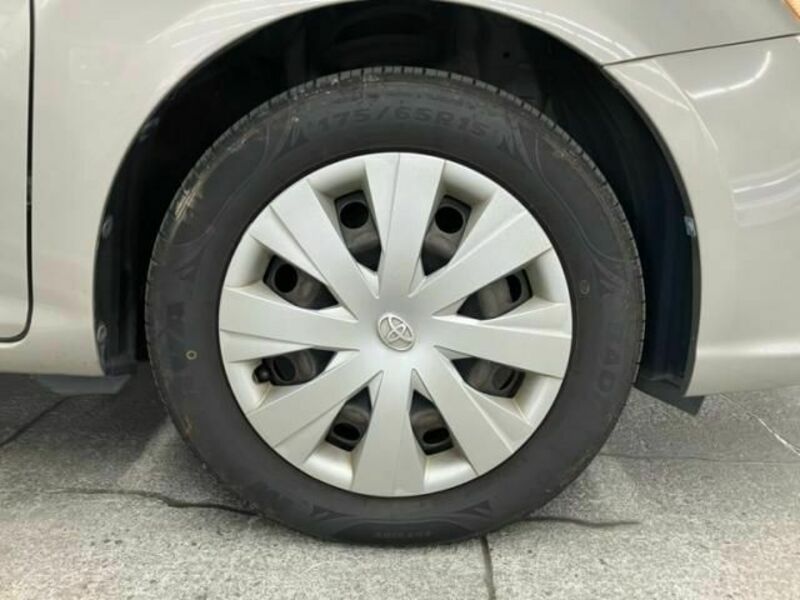 COROLLA AXIO