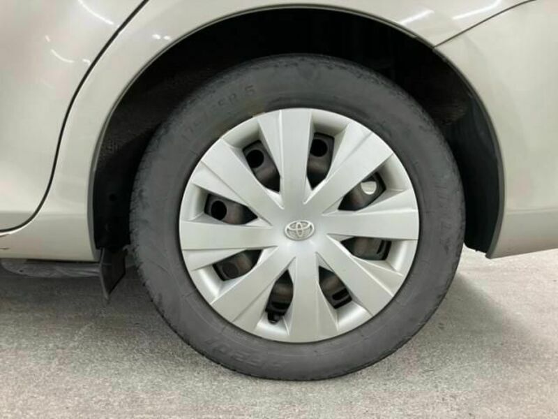 COROLLA AXIO