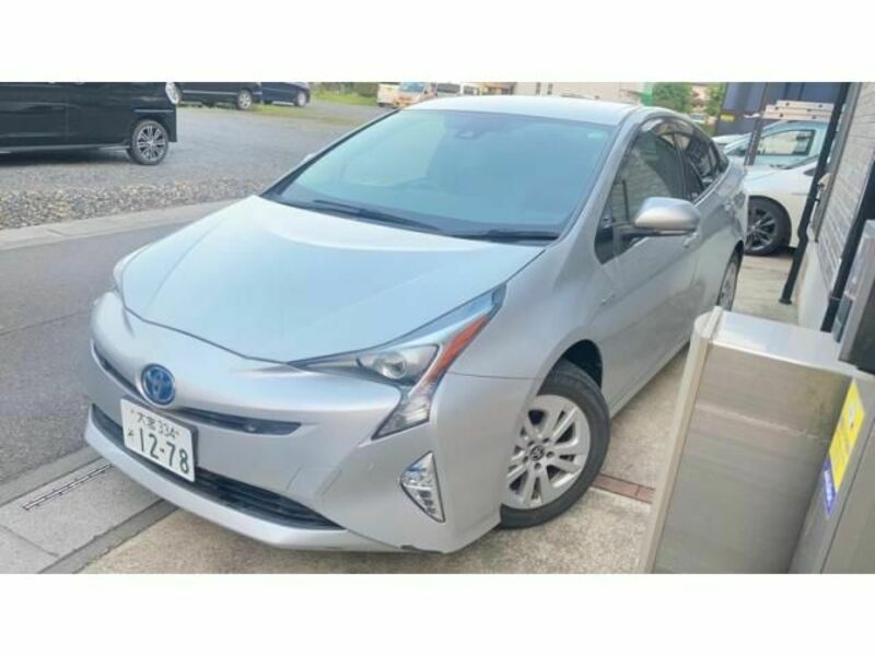 PRIUS-1