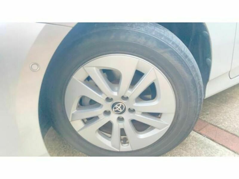 PRIUS-5