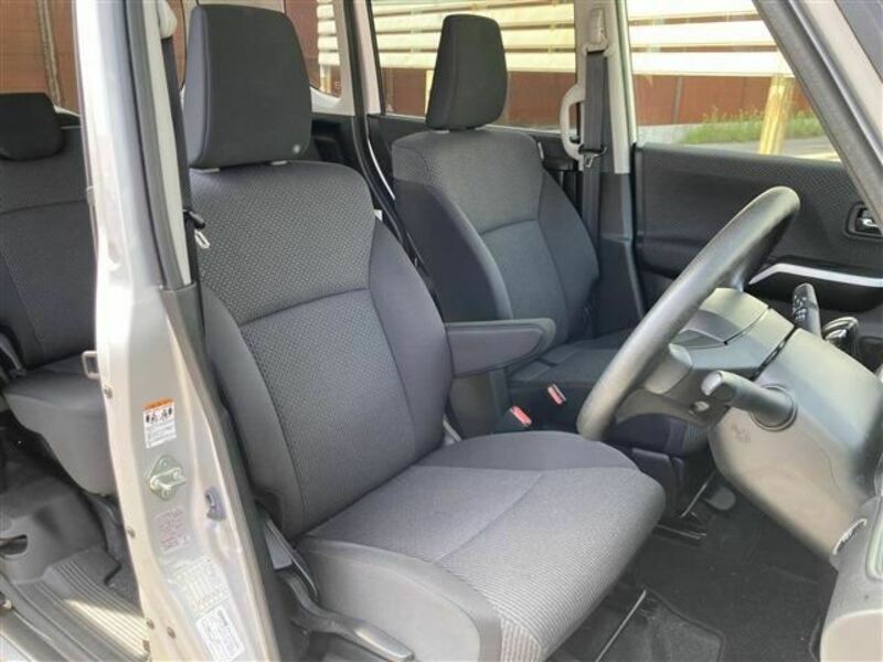 DELICA D2