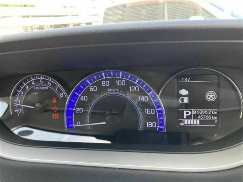 DELICA D2