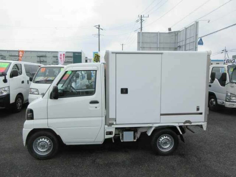 MINICAB TRUCK
