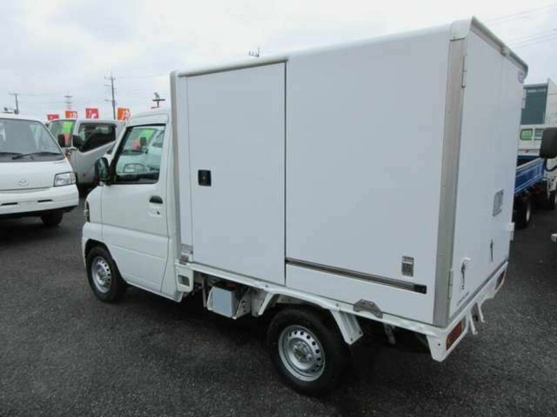 MINICAB TRUCK