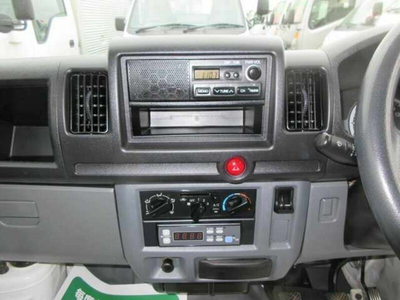 MINICAB TRUCK