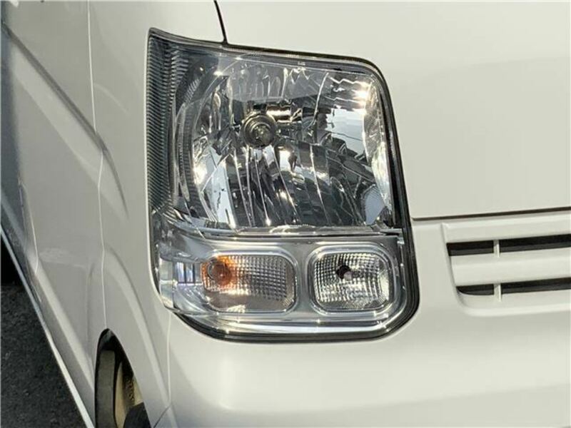 MINICAB VAN