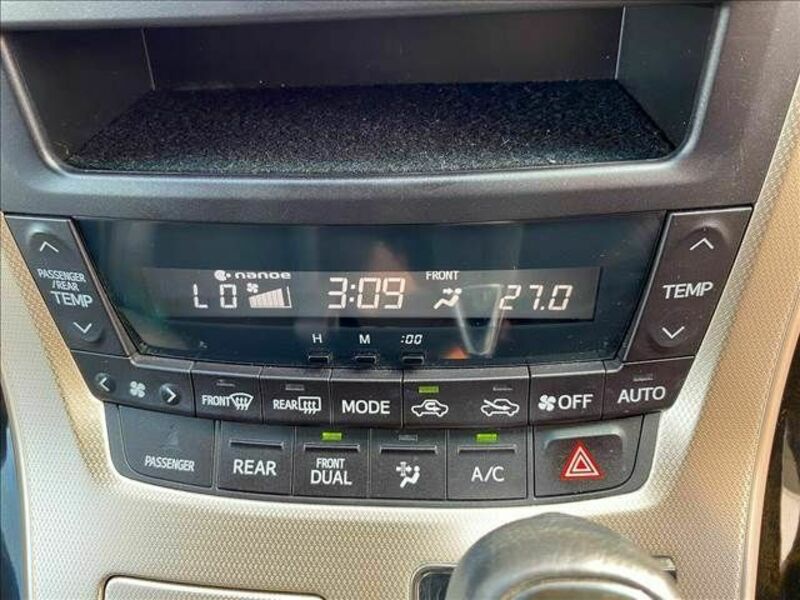 VELLFIRE-16