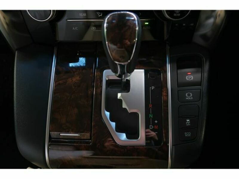 ALPHARD-17