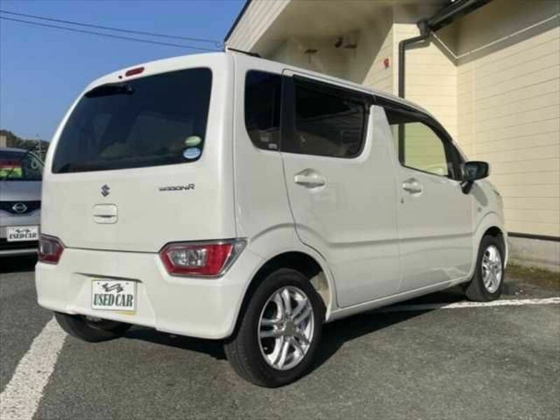 WAGON R