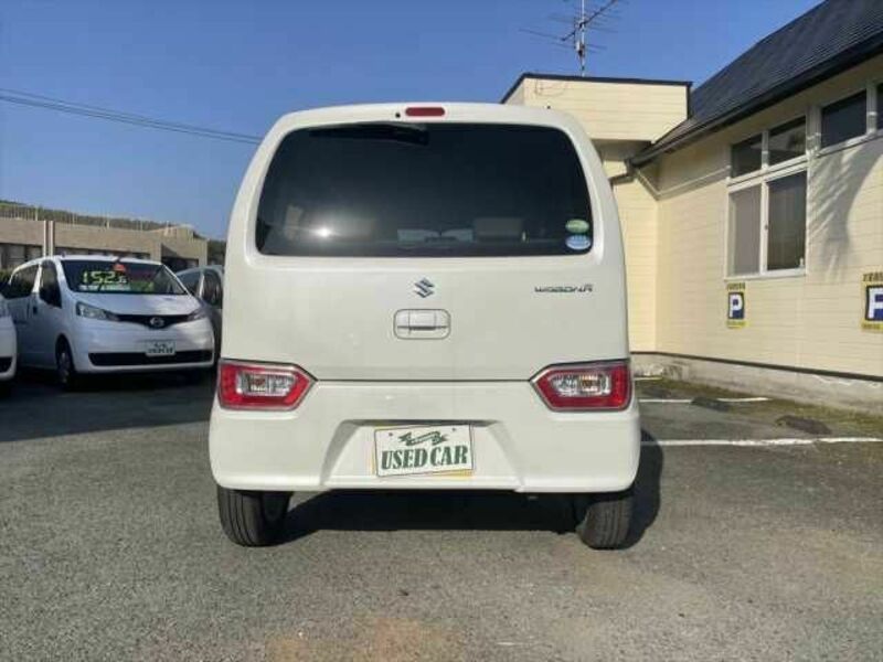 WAGON R