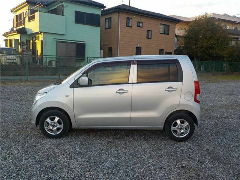 WAGON R-6