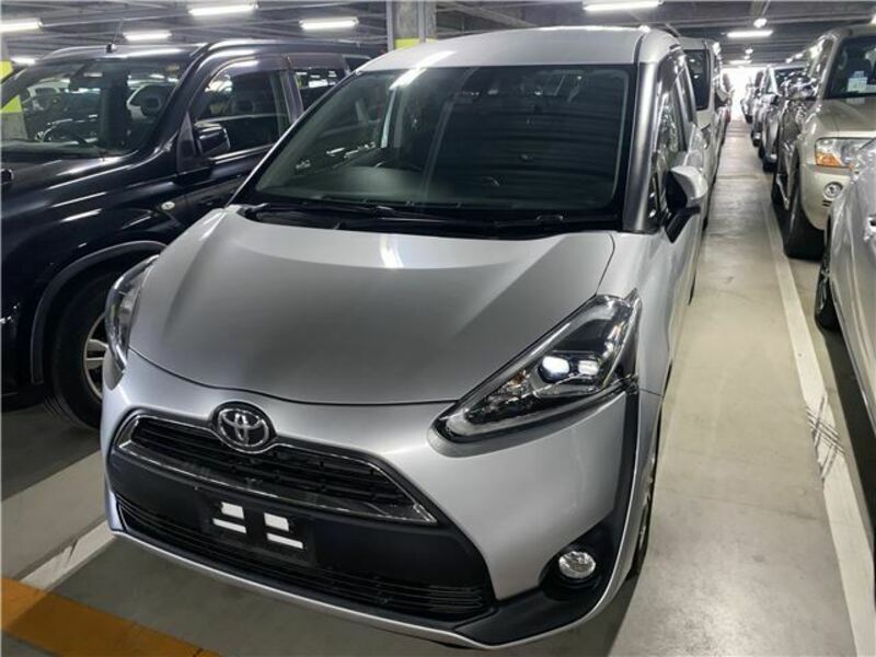 TOYOTA SIENTA