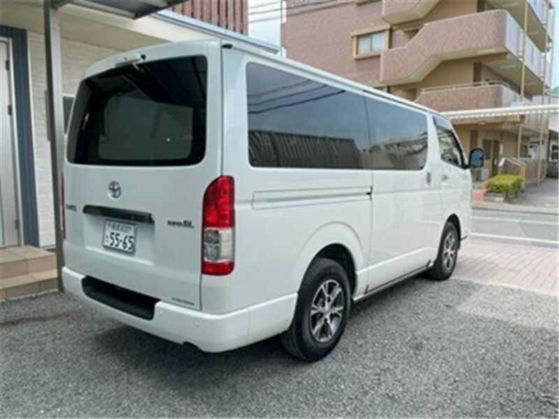 HIACE