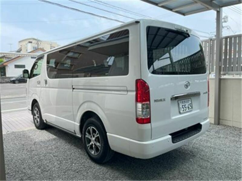 HIACE