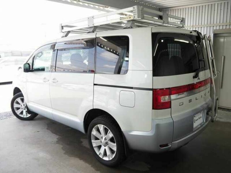 DELICA D5