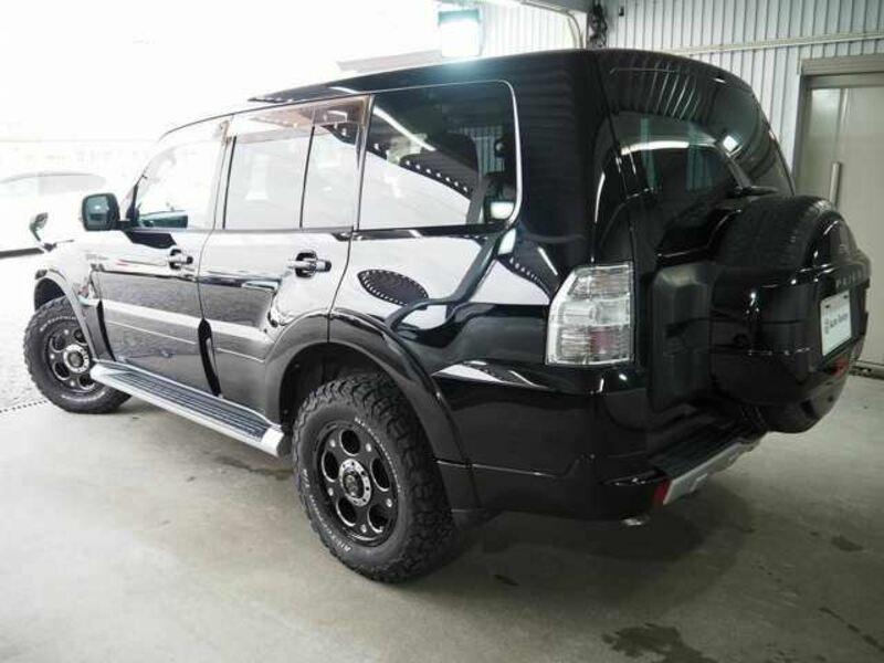PAJERO