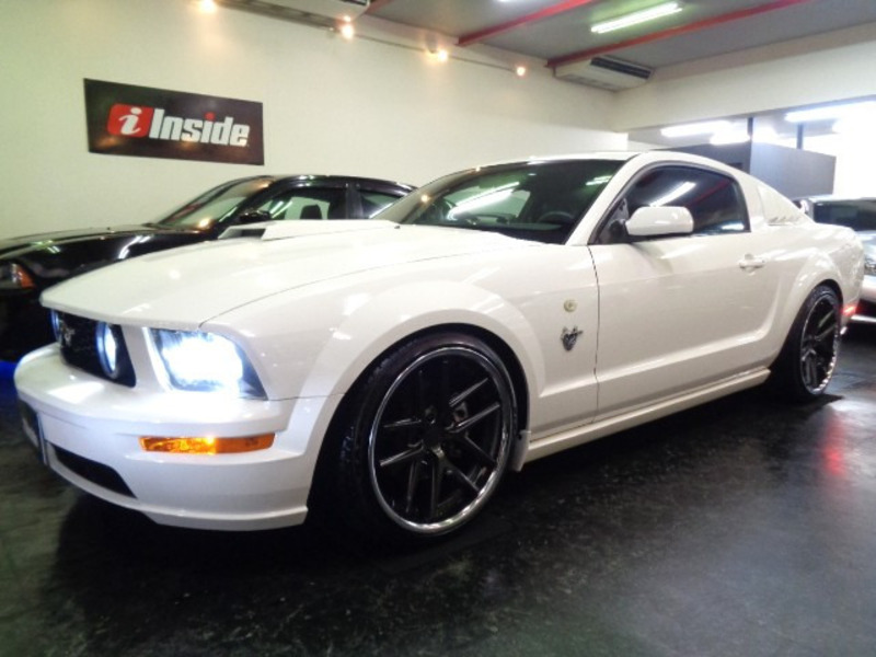 MUSTANG