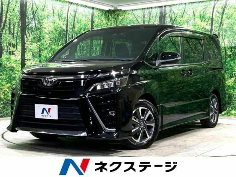 TOYOTA　VOXY
