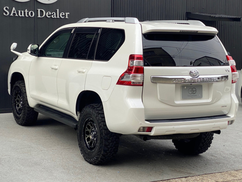LAND CRUISER PRADO-8