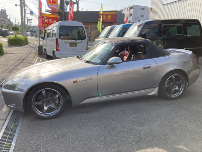 S2000