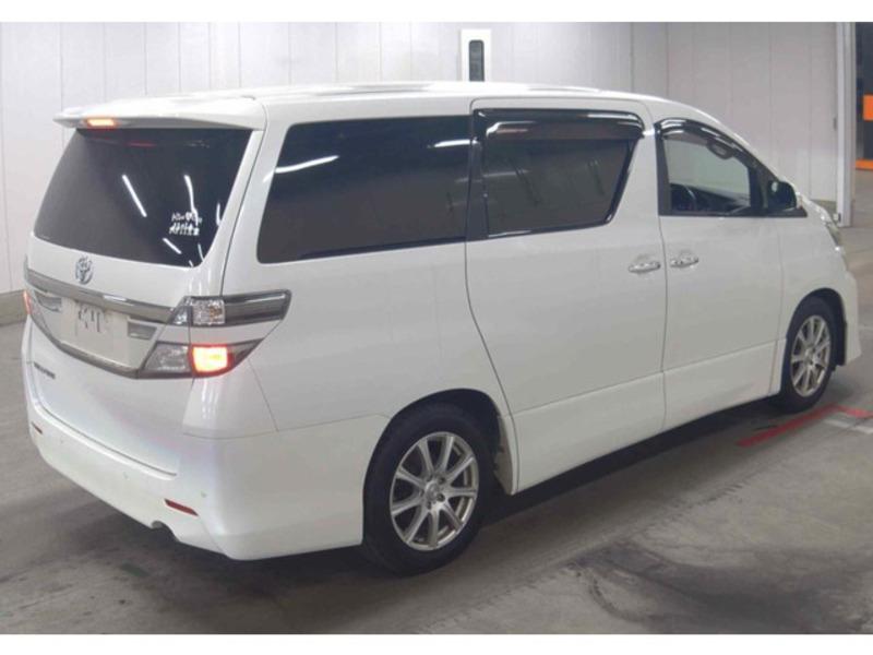 VELLFIRE