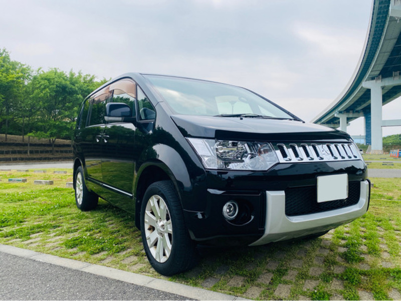 MITSUBISHI　DELICA D5