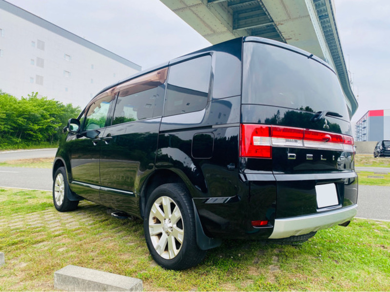 DELICA D5