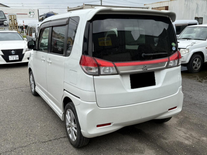 DELICA D2-12