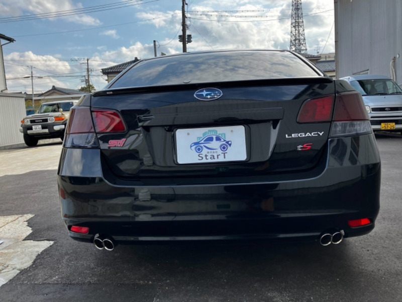 LEGACY B4