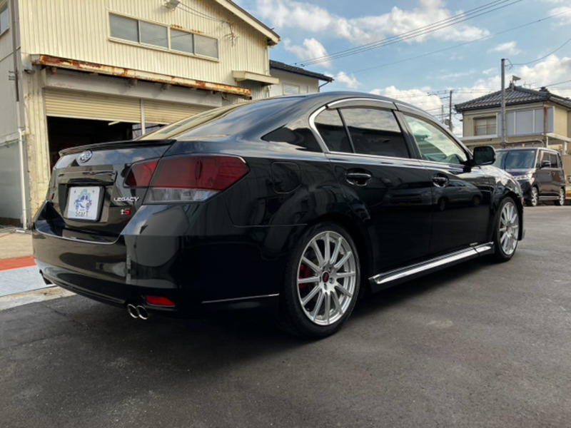 LEGACY B4