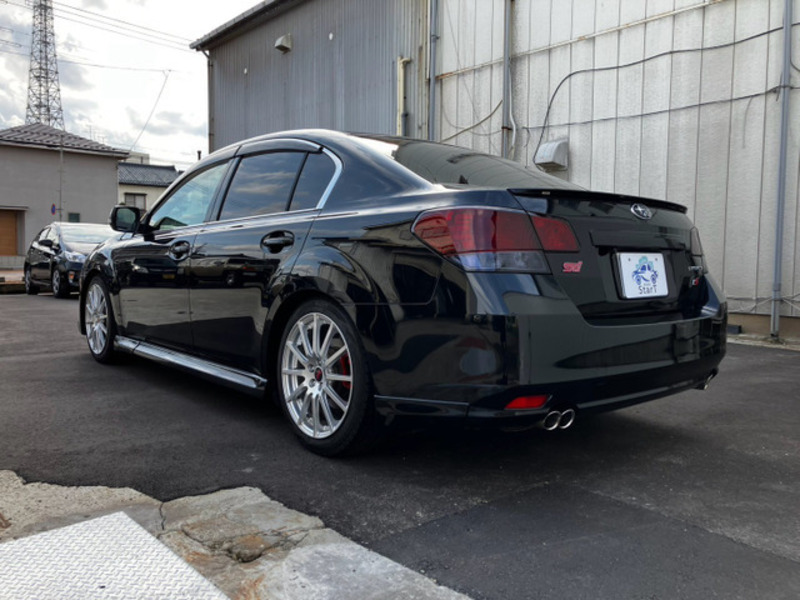 LEGACY B4